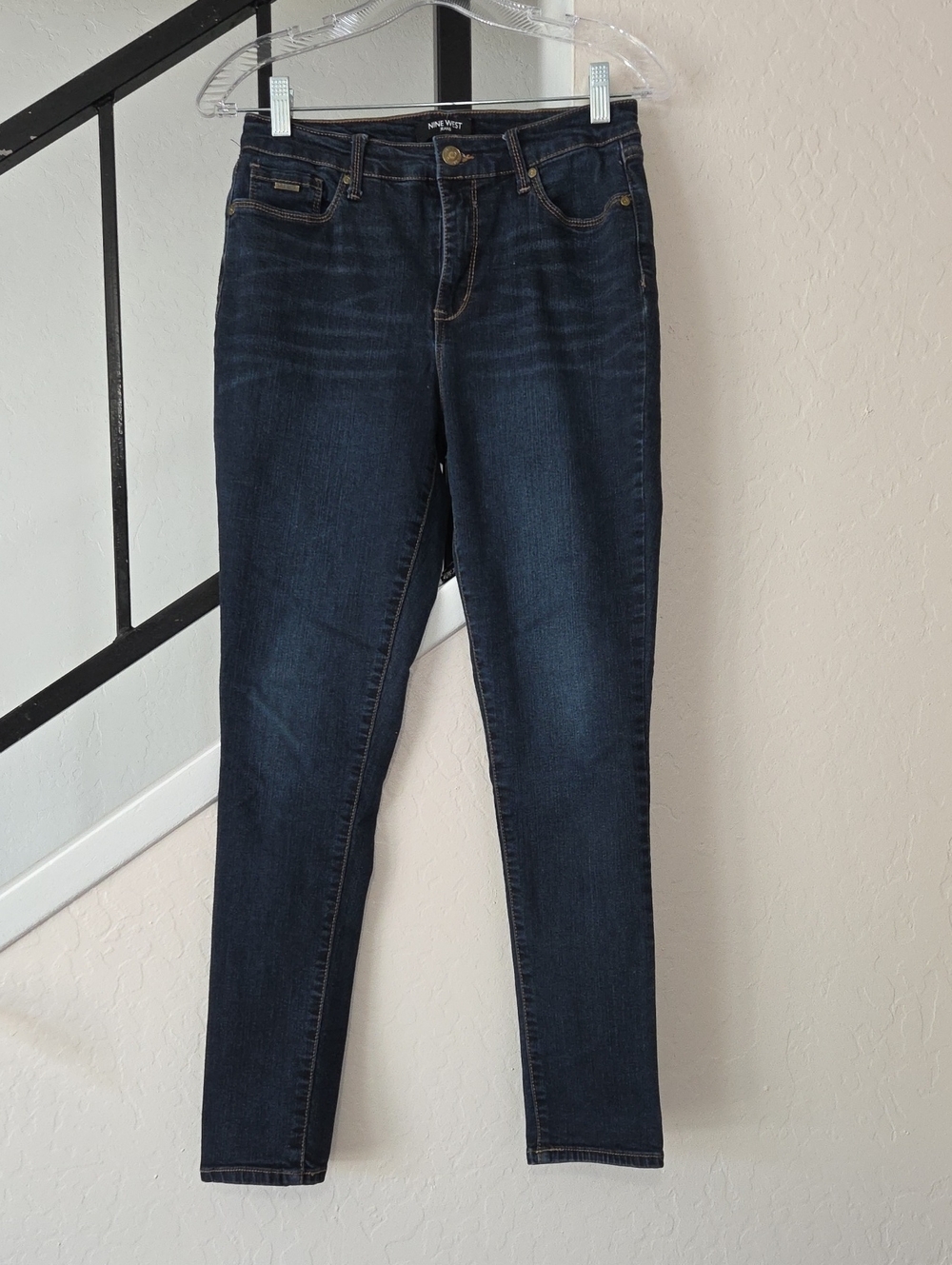 Nine West Dark Indigo Skinny Jeans Size 6